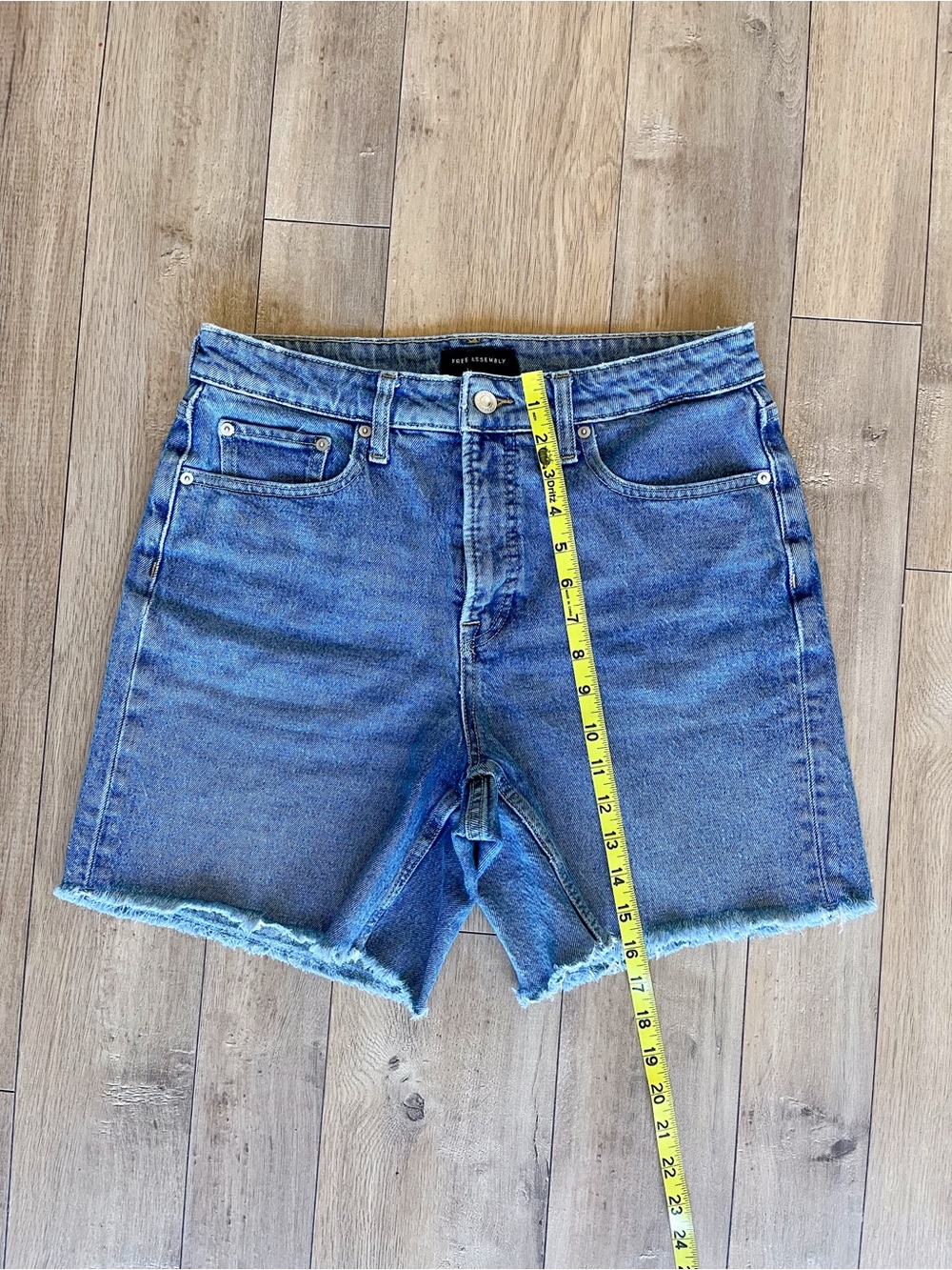 Free Assembly High Rise Raw Hem Cuffed Denim Shorts 3” / 6” Inseam - Picture 11 of 11